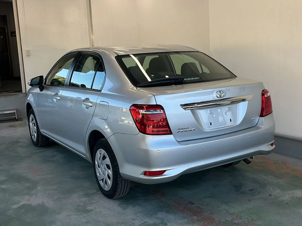 Toyota Corolla Axio NZE164 2021